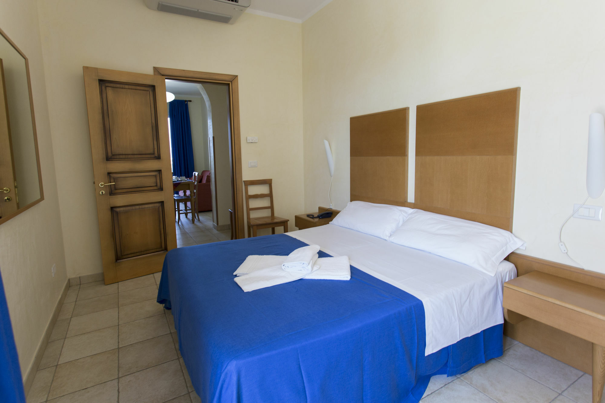 Hotel Resort Portoselvaggio サン・ティジドーロ エクステリア 写真